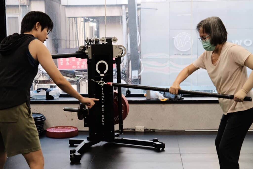 面對乳癌淋巴水腫，專業陪妳走得更輕盈。