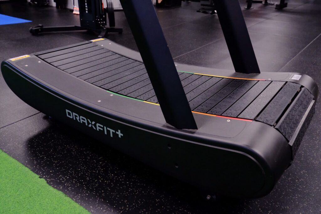 自由教練場租首選，Liberate Training 跑步機