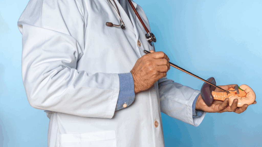 掌握初期警訊，及早就醫檢查，才能遠離癌王。