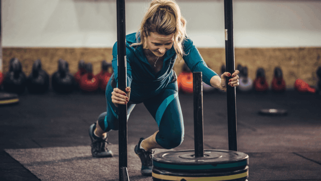 較高強度的多關節動作，或許更能刺激骨質，避免復乳納副作用
