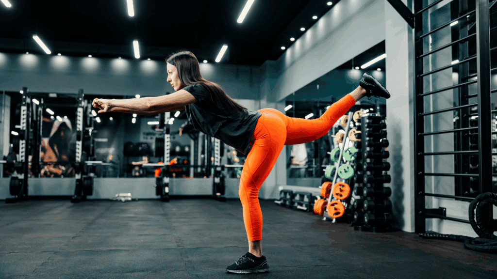 平衡訓練能降低跌倒風險，對年長者或骨質脆弱的患者特別重要。